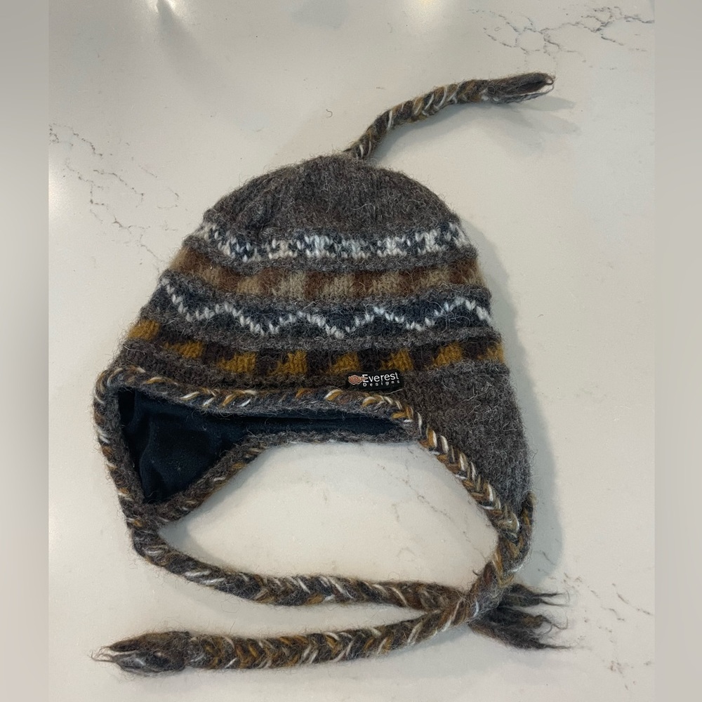 Everest Designs Wool Sherpa Fleece lined earflap winter ski hat